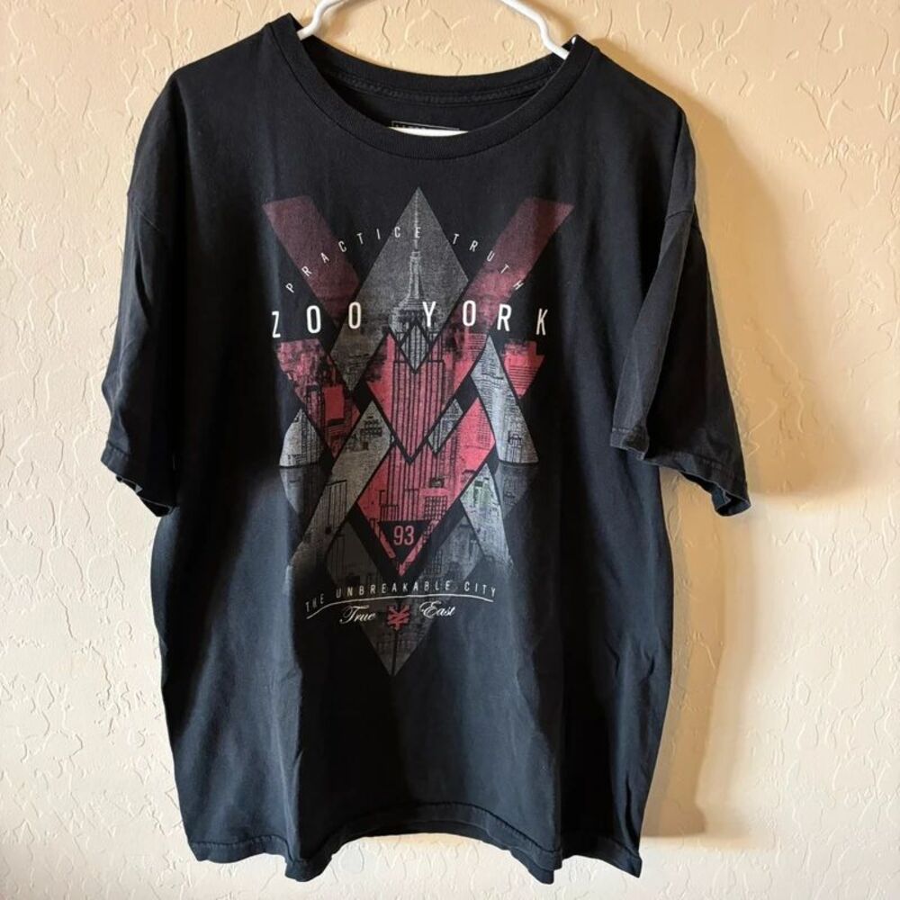 Zoo York Men's Graphic T-shirt XL